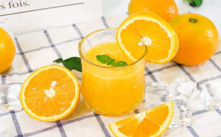 蜂蜜鲜橙汁成品图片